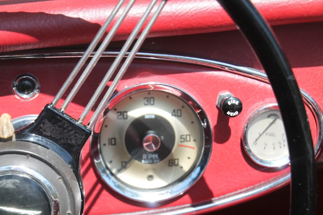1961 Austin-Healey 3000 Mark I - Image 31 of 31