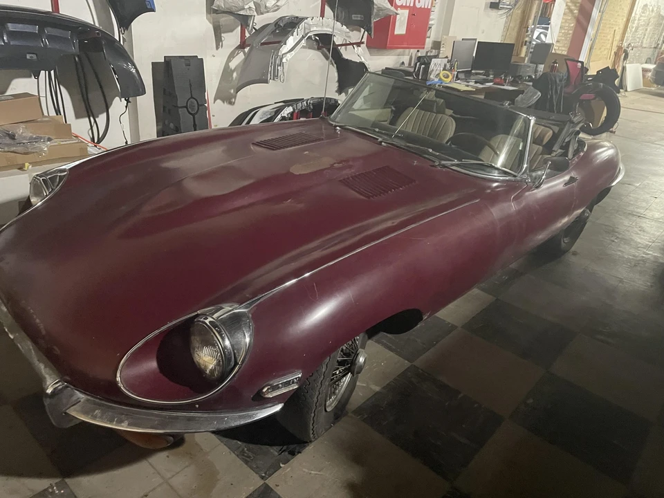 1969 Jaguar E-Type Series 2 - Image 8 of 31