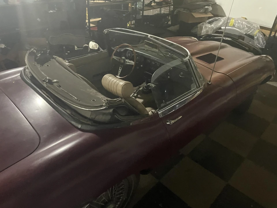 1969 Jaguar E-Type Series 2 - Image 24 of 31
