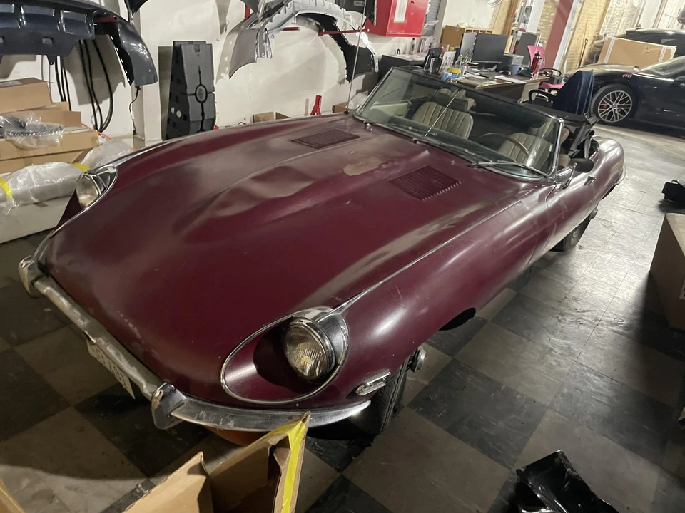 1969 Jaguar E-Type Series 2 - Image 10 of 31