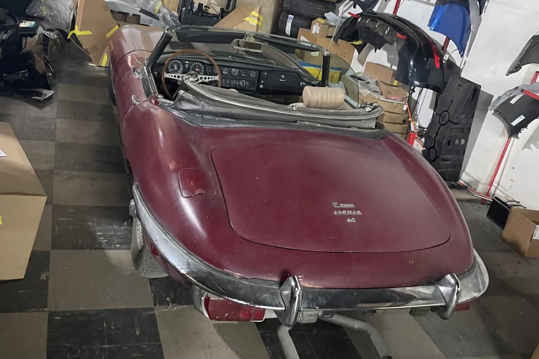 1969 Jaguar E-Type Series 2 - Image 12 of 31