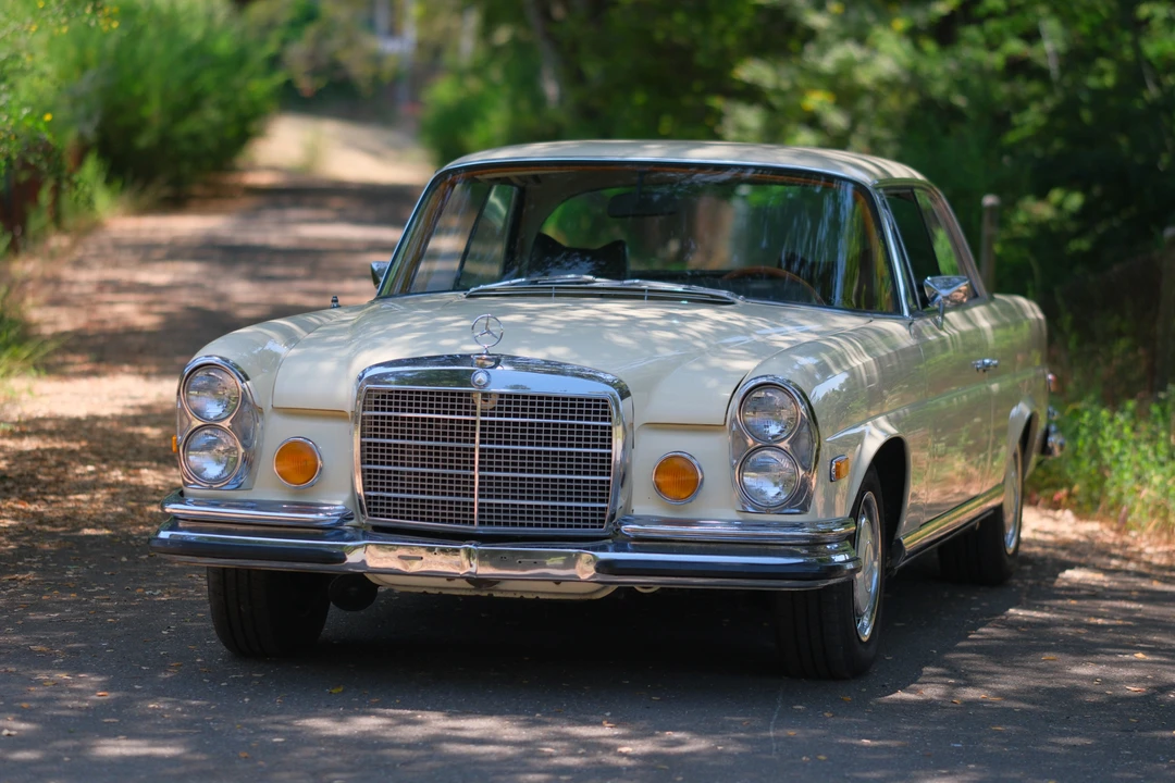 1971 Mercedes-Benz W111 280SE 3.5 Coupe - Image 4 of 31