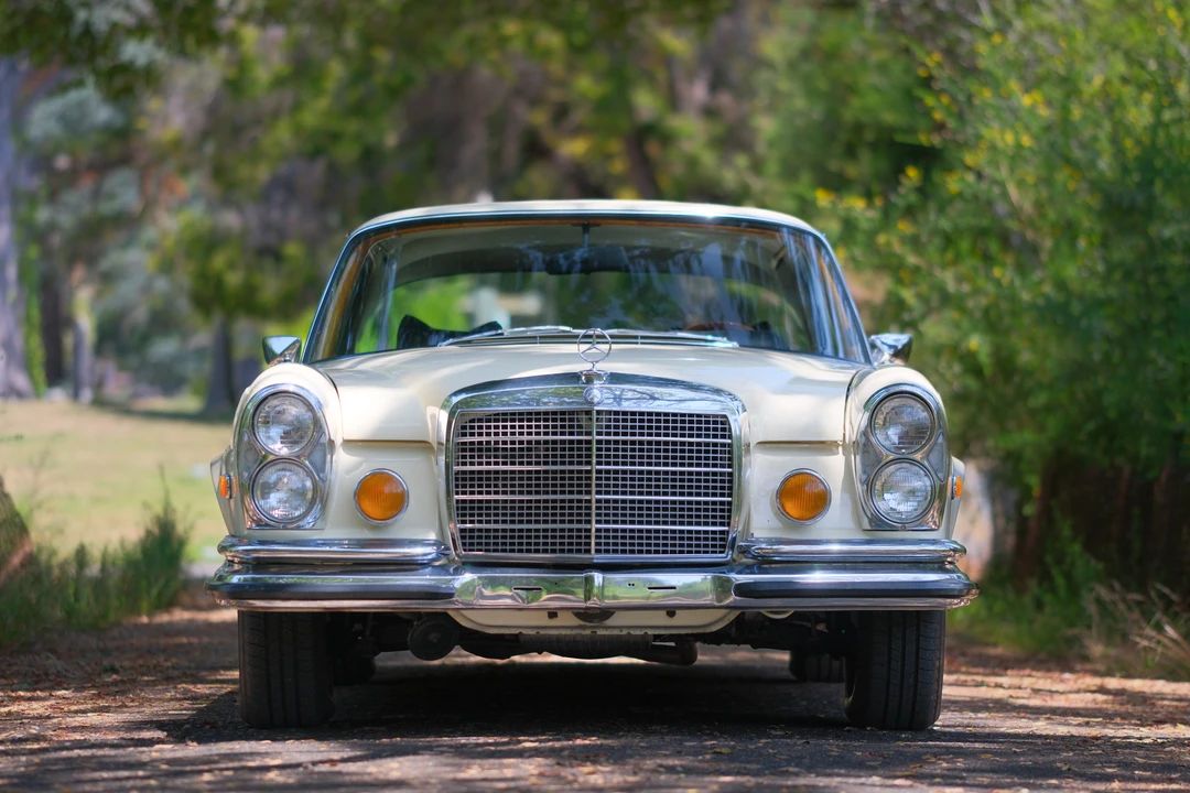 1971 Mercedes-Benz W111 280SE 3.5 Coupe - Image 5 of 31