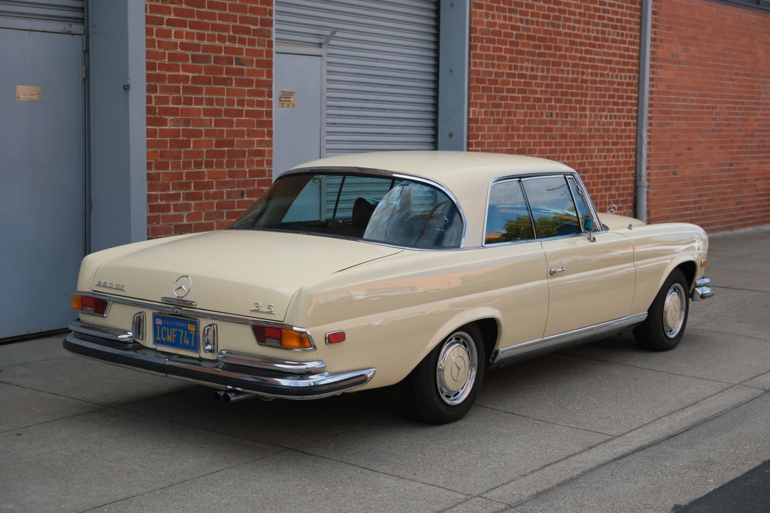 1971 Mercedes-Benz W111 280SE 3.5 Coupe - Image 20 of 31
