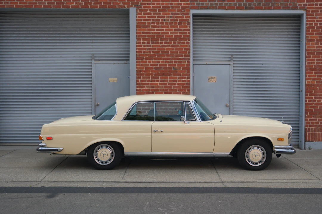 1971 Mercedes-Benz W111 280SE 3.5 Coupe - Image 19 of 31