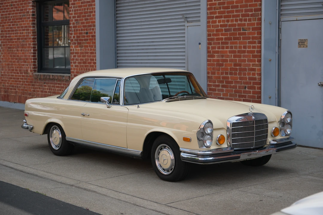 1971 Mercedes-Benz W111 280SE 3.5 Coupe - Image 18 of 31