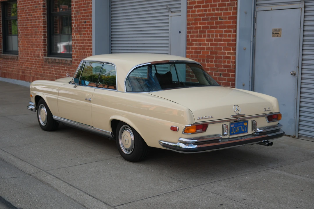 1971 Mercedes-Benz W111 280SE 3.5 Coupe - Image 24 of 31