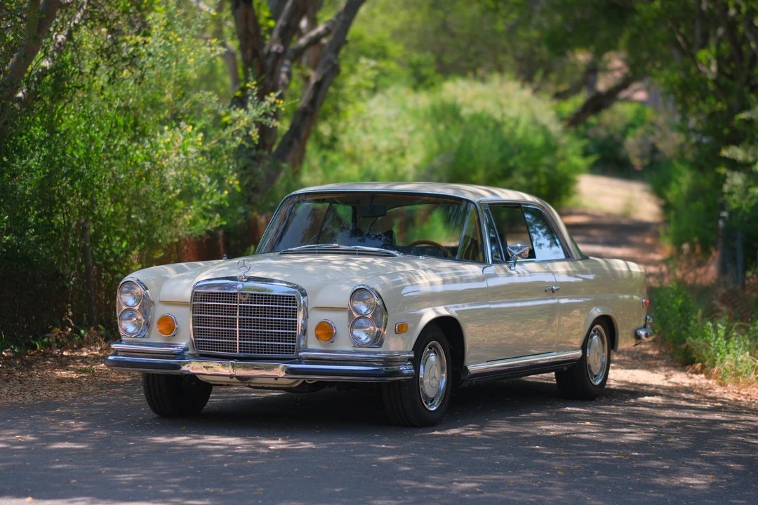 1971 Mercedes-Benz W111 280SE 3.5 Coupe - Image 2 of 31