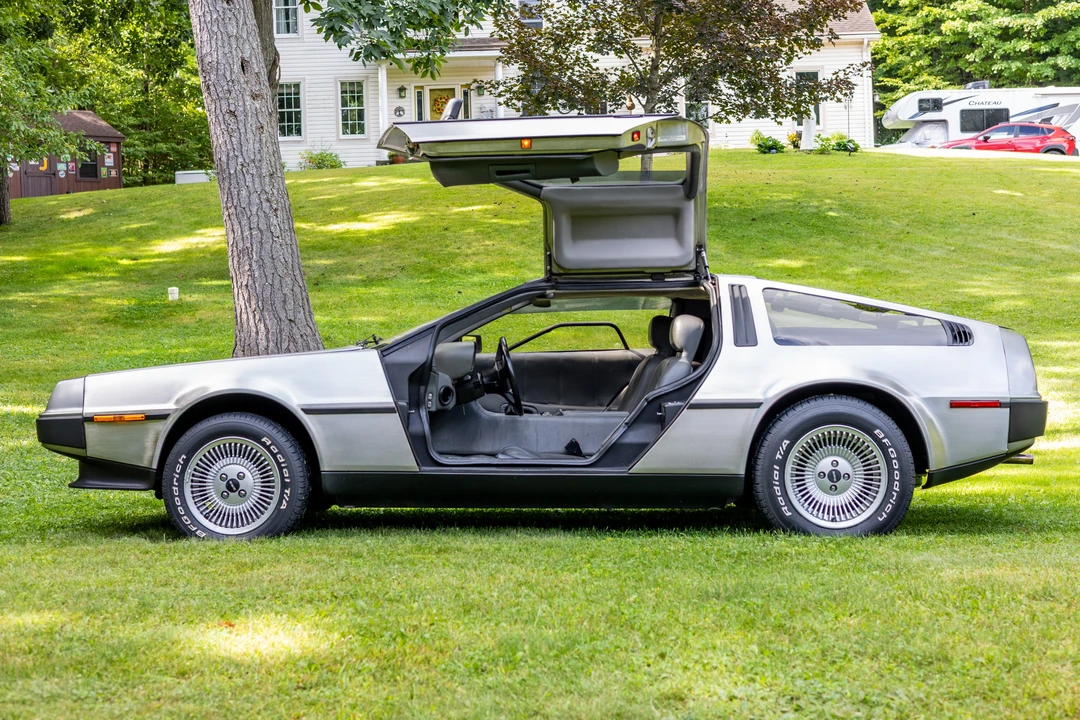 1981 DeLorean DMC-12 - Image 18 of 31