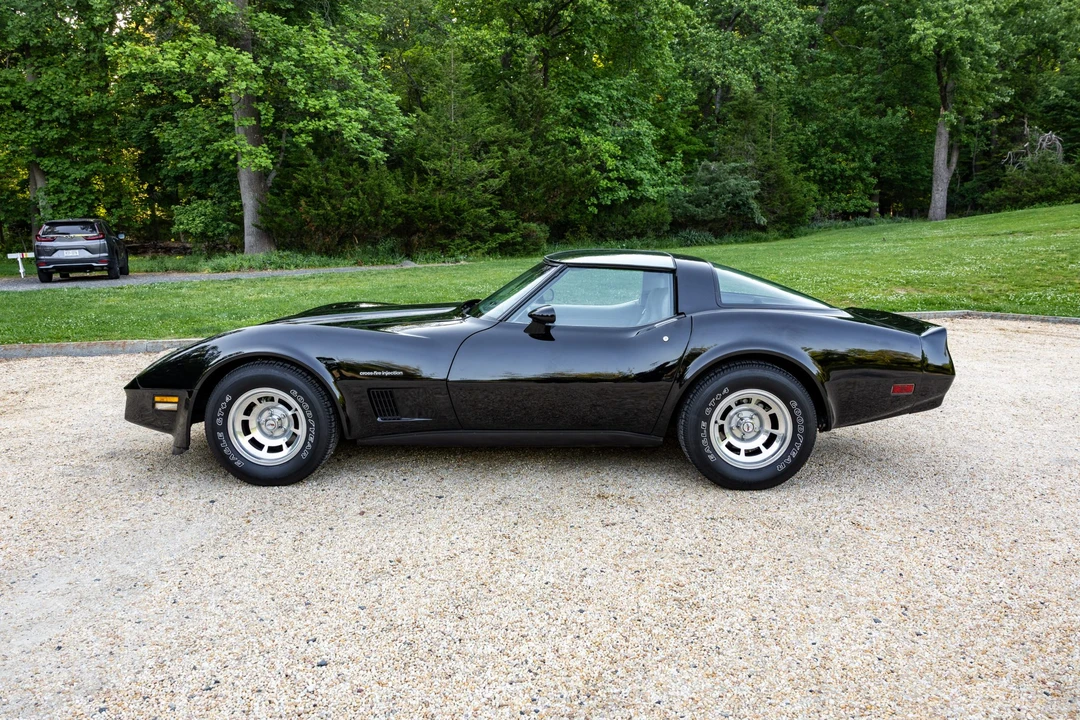 1982 Chevrolet Corvette C3 - Image 15 of 31