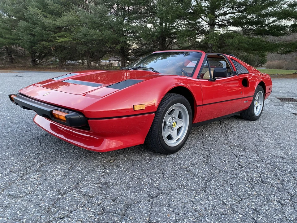1985 Ferrari 308 GTS QV - Image 8 of 31