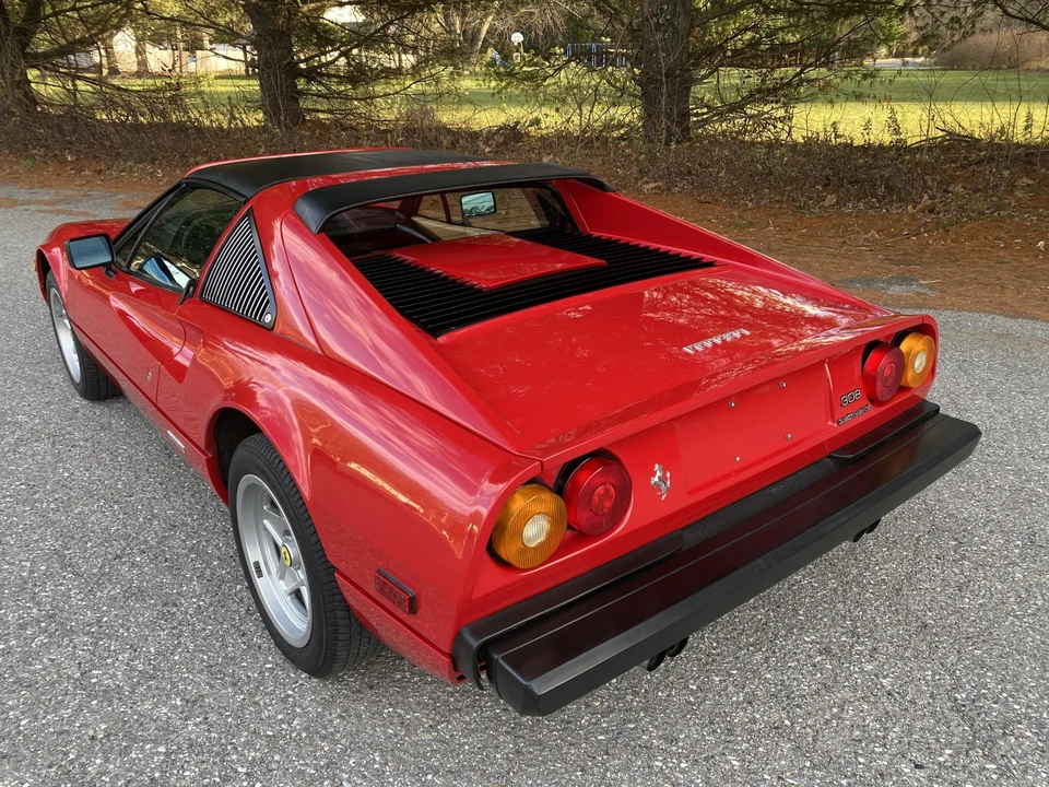 1985 Ferrari 308 GTS QV - Image 19 of 31