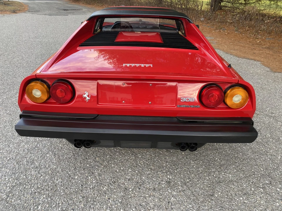1985 Ferrari 308 GTS QV - Image 24 of 31