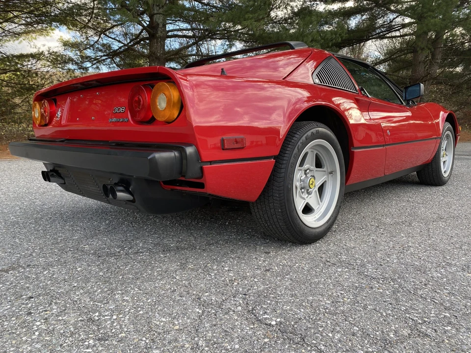 1985 Ferrari 308 GTS QV - Image 29 of 31