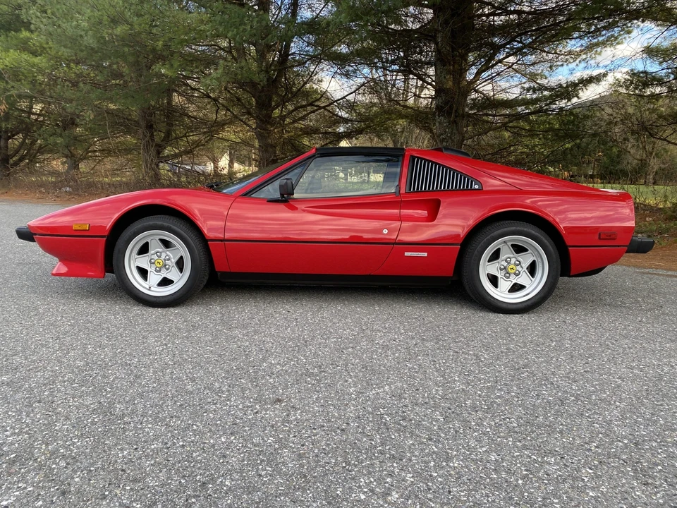 1985 Ferrari 308 GTS QV - Image 13 of 31
