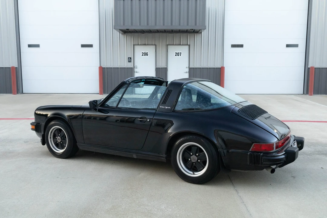 1985 Porsche 911 Carrera 3.2 - Image 23 of 31