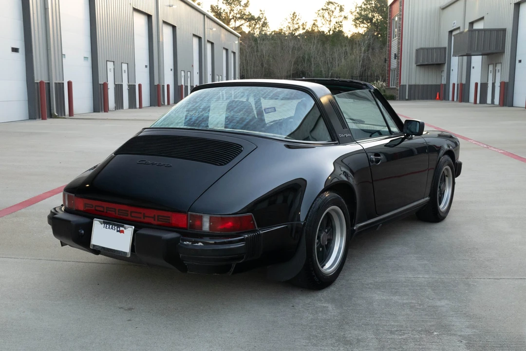 1985 Porsche 911 Carrera 3.2 - Image 15 of 31
