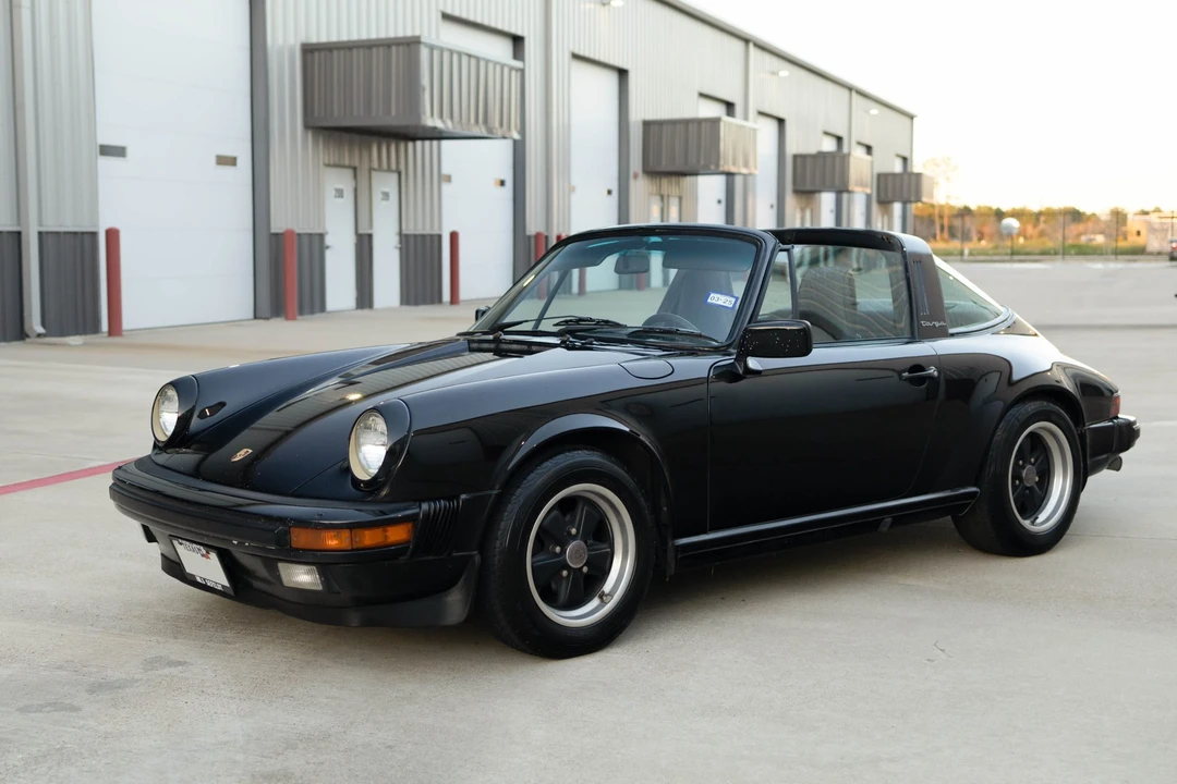 1985 Porsche 911 Carrera 3.2 - Image 3 of 31