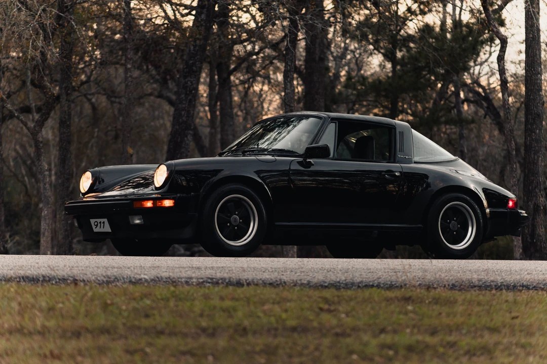 1985 Porsche 911 Carrera 3.2 - Image 24 of 31