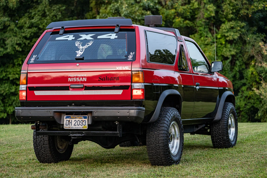 1987 Nissan Pathfinder 1st Gen - Image 14 of 31