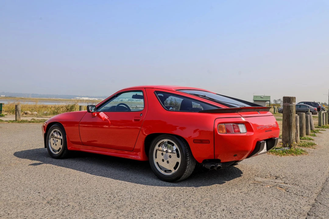 1985 Porsche 928 S - Image 9 of 31