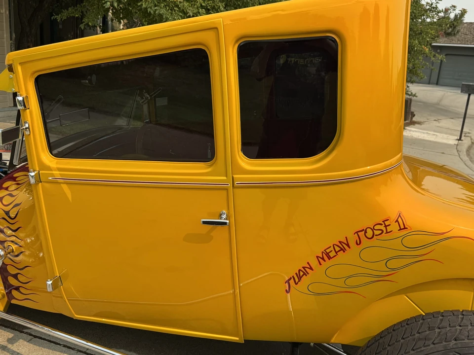Ford Hot Rod - Image 10 of 31