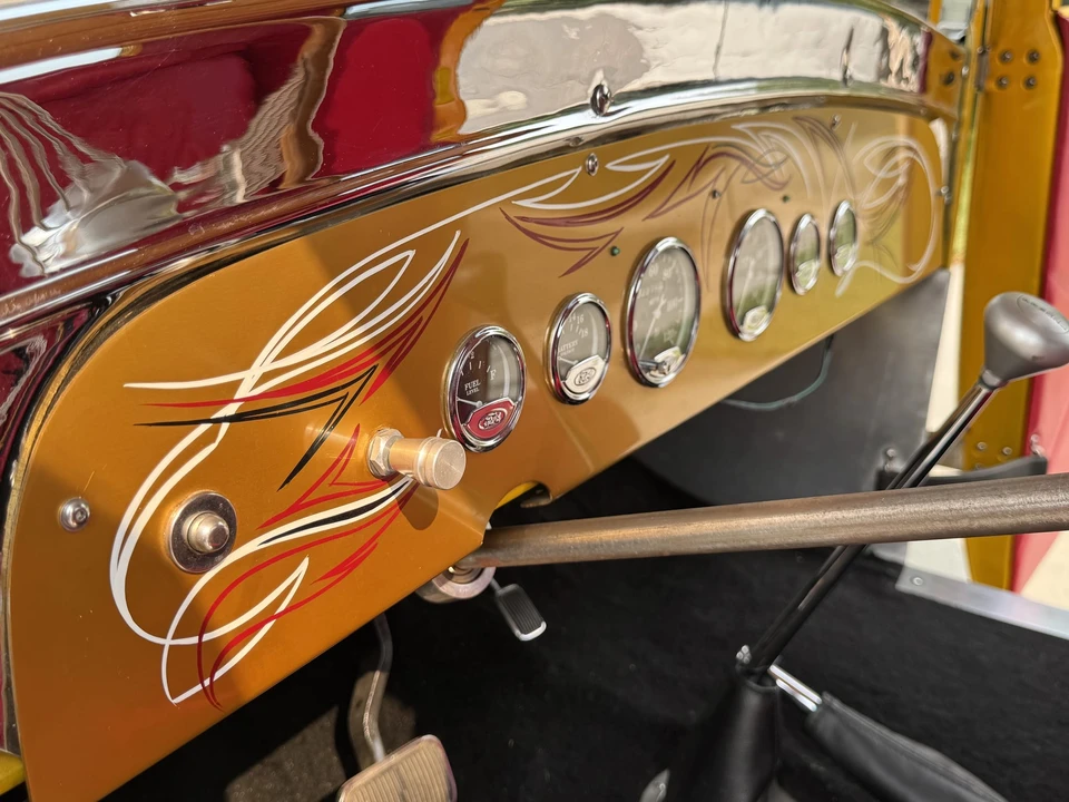 Ford Hot Rod - Image 25 of 31