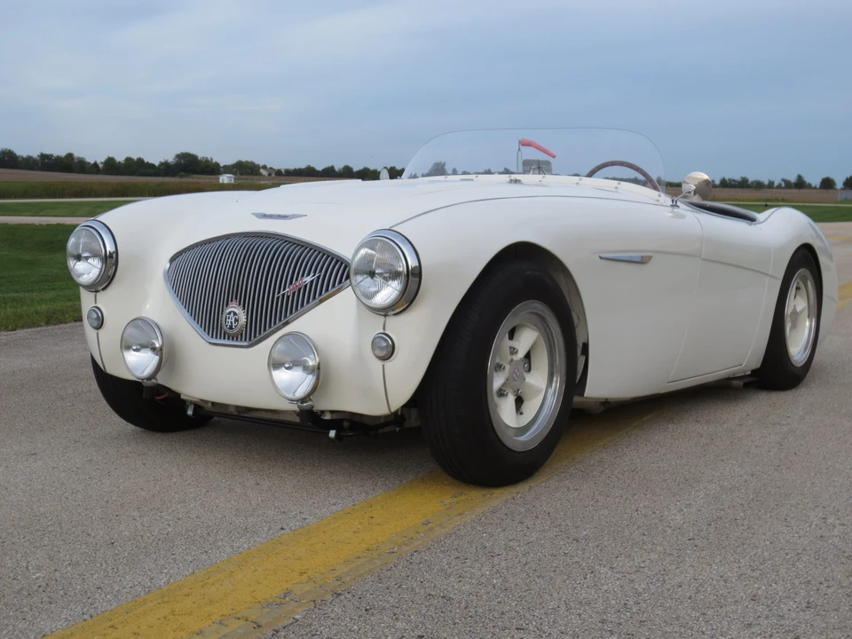 1955 Austin-Healey 100 - Image 3 of 31