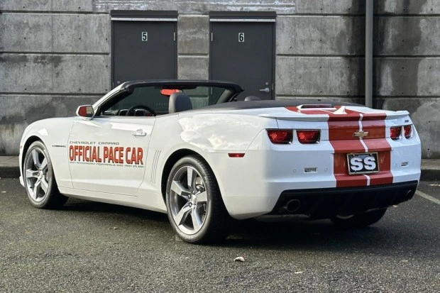2011 Chevrolet Camaro SS 5th Gen - Image 2 of 7