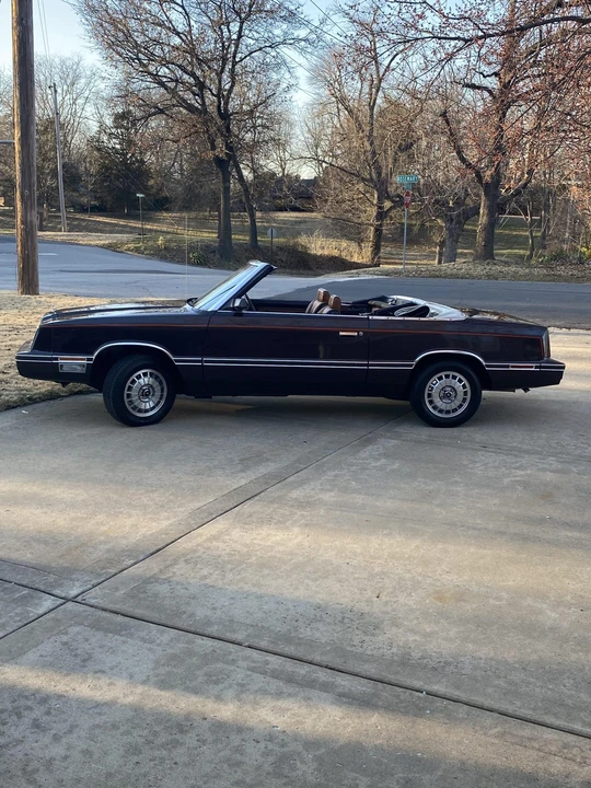 1982 Chrysler LeBaron - Image 10 of 31
