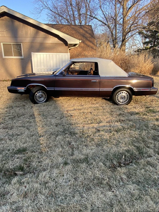 1982 Chrysler LeBaron - Image 11 of 31