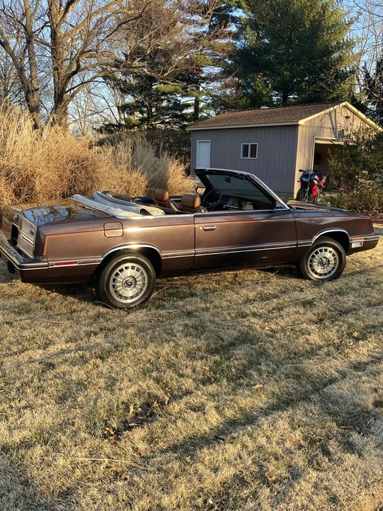 1982 Chrysler LeBaron - Image 7 of 31