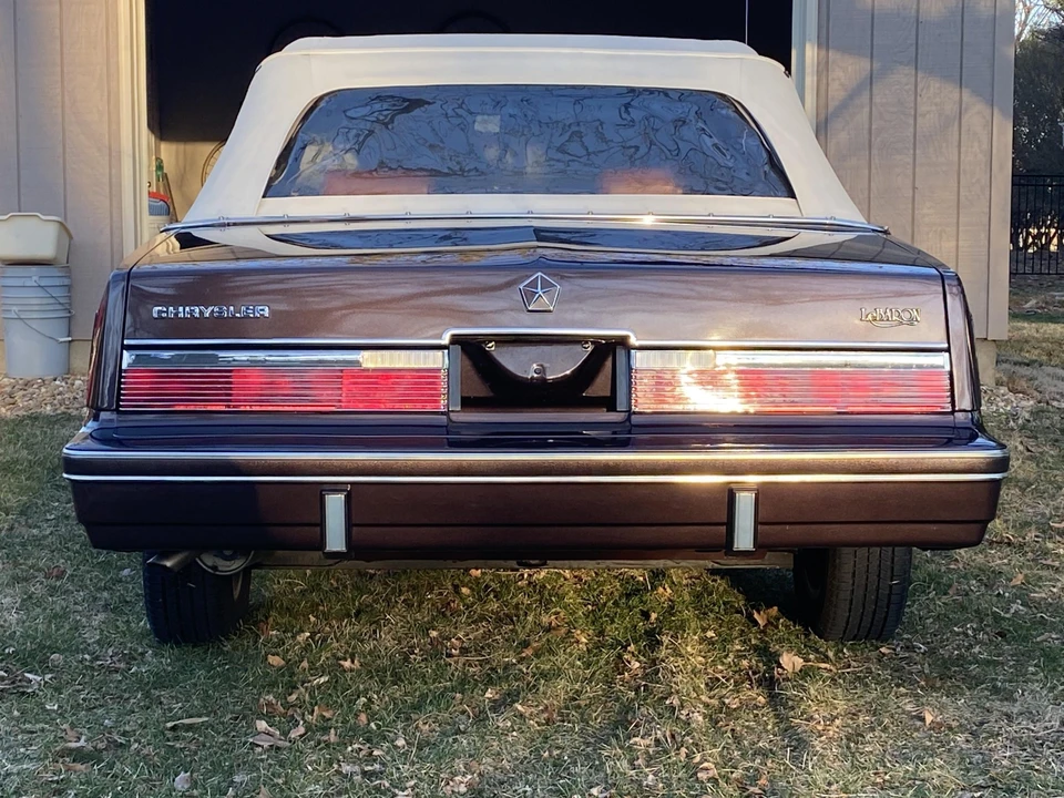 1982 Chrysler LeBaron - Image 18 of 31