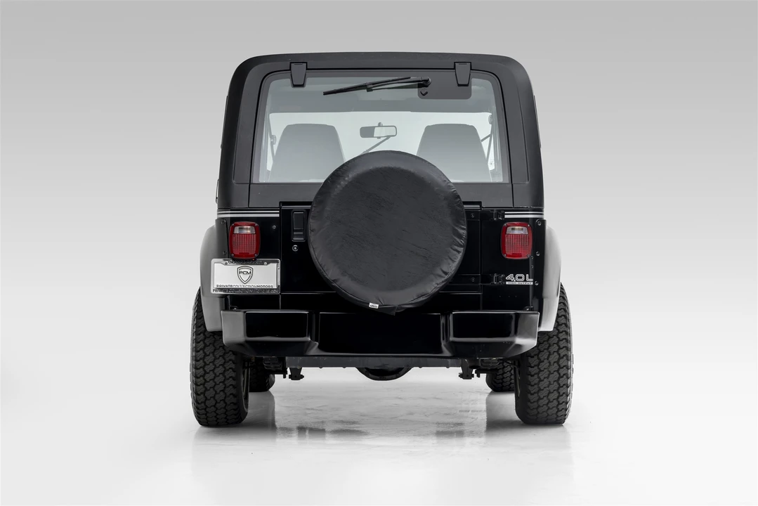 1993 Jeep YJ Wrangler - Image 6 of 31