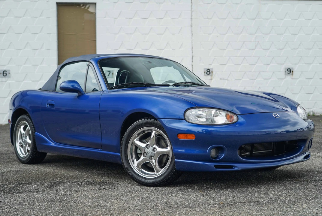 1999 Mazda NB MX-5 Miata - Image 11 of 31