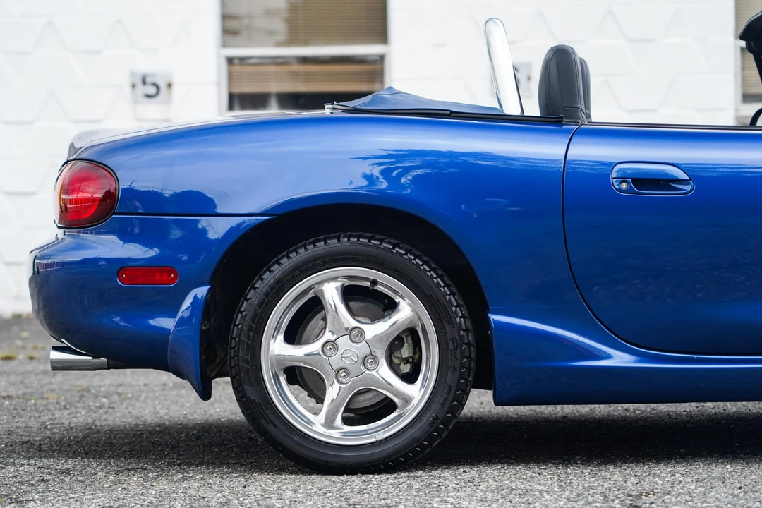 1999 Mazda NB MX-5 Miata - Image 17 of 31