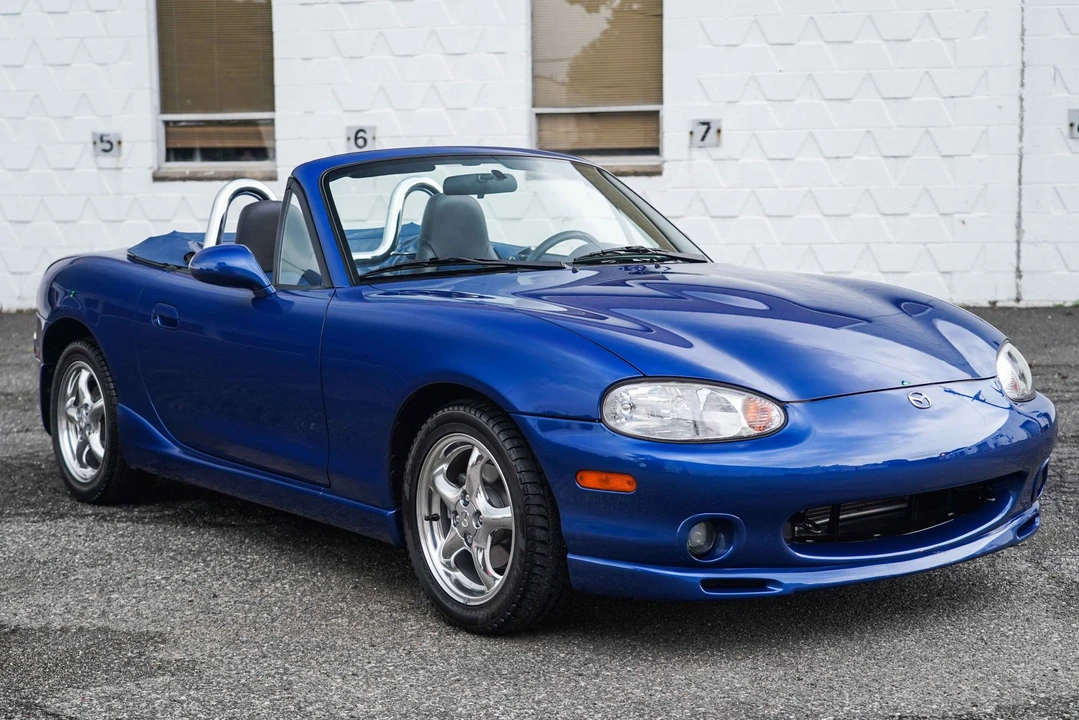 1999 Mazda NB MX-5 Miata - Image 2 of 31