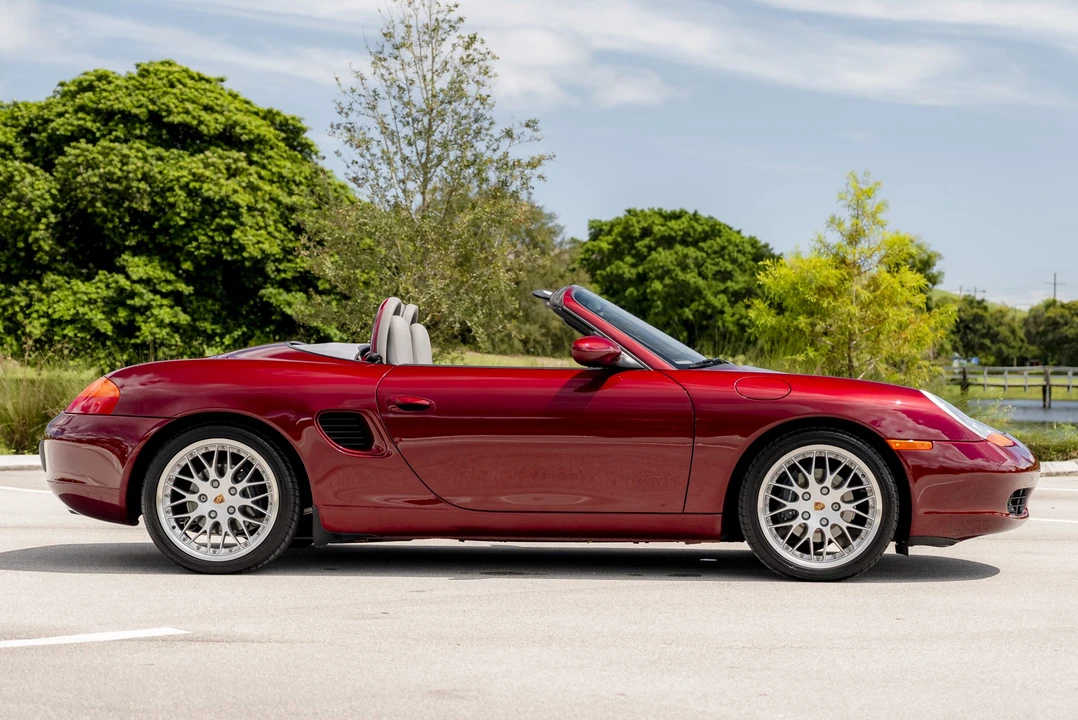 1999 Porsche 986 Boxster - Image 9 of 31