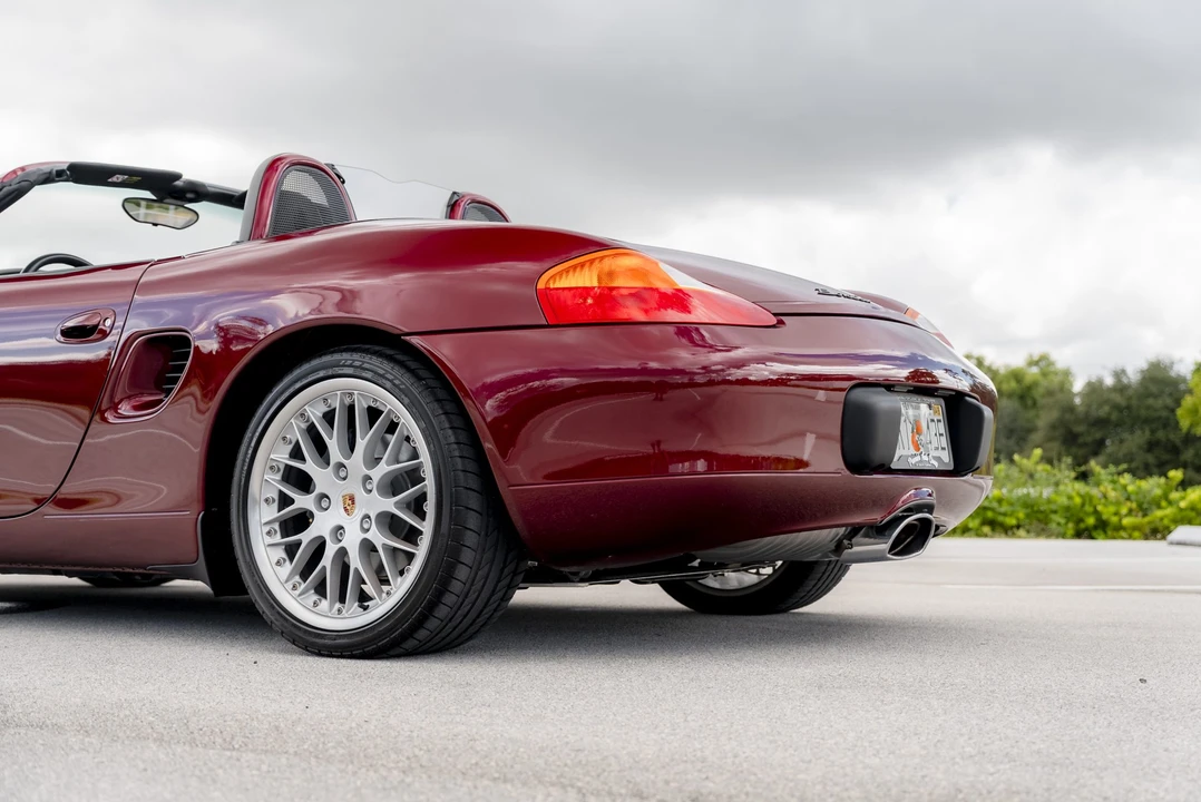 1999 Porsche 986 Boxster - Image 28 of 31