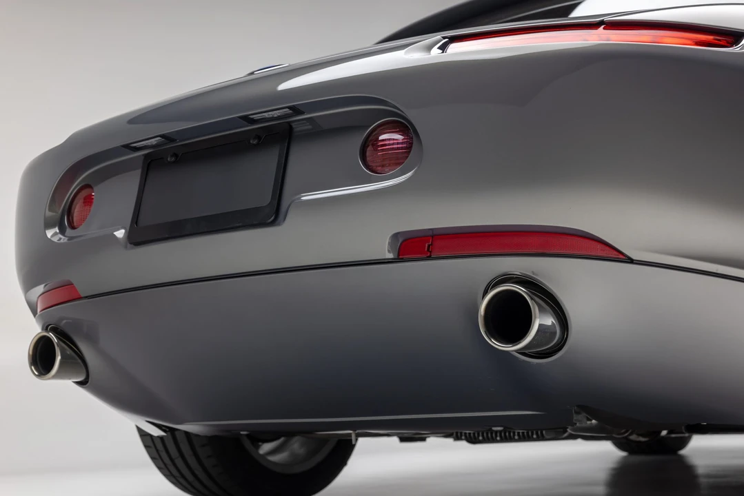 2002 BMW Z8 - Image 26 of 31