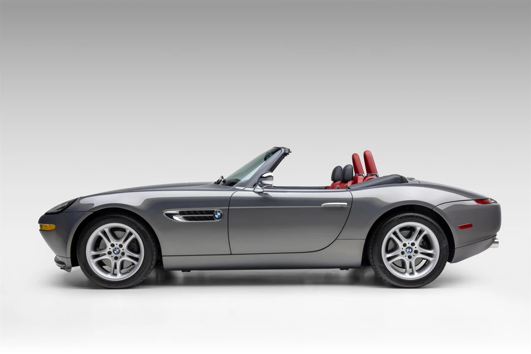 2002 BMW Z8 - Image 8 of 31