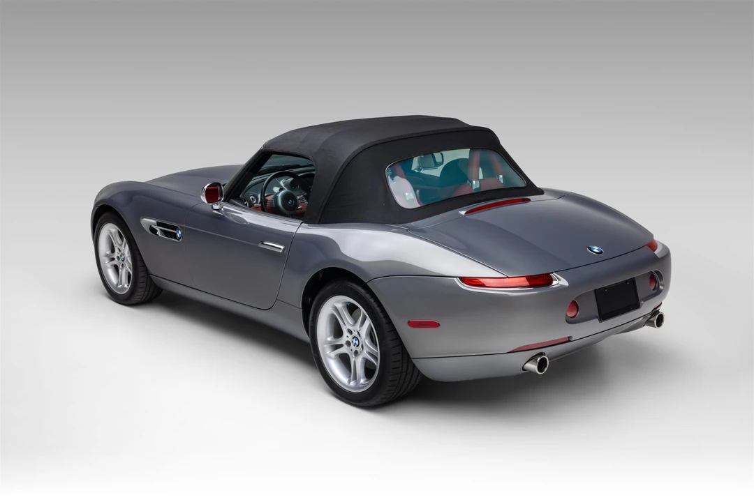2002 BMW Z8 - Image 10 of 31
