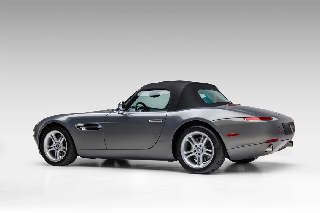 2002 BMW Z8 - Image 9 of 31