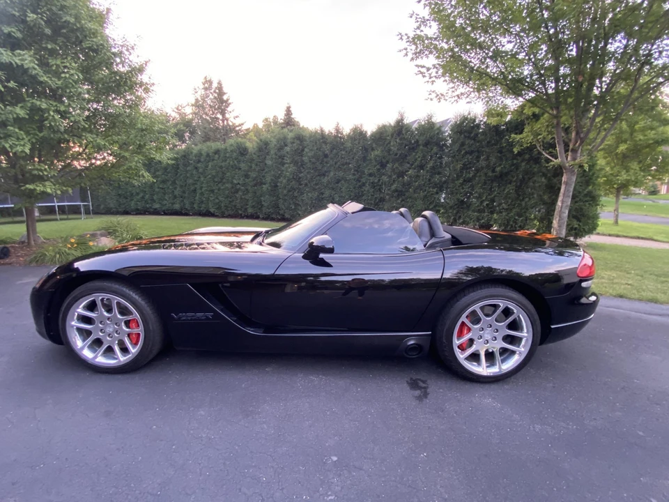 2004 Dodge Viper 3rd Gen - Image 15 of 31