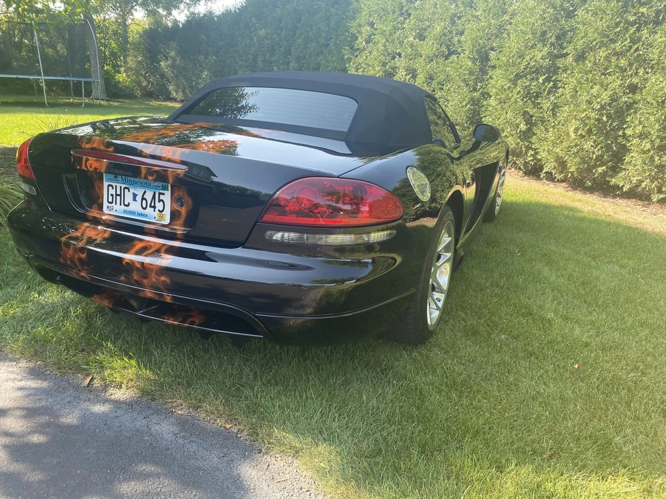 2004 Dodge Viper 3rd Gen - Image 9 of 31