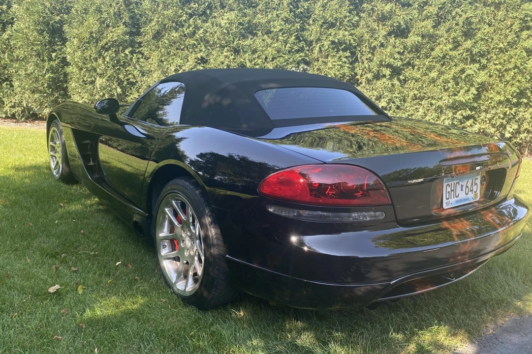 2004 Dodge Viper 3rd Gen - Image 13 of 31