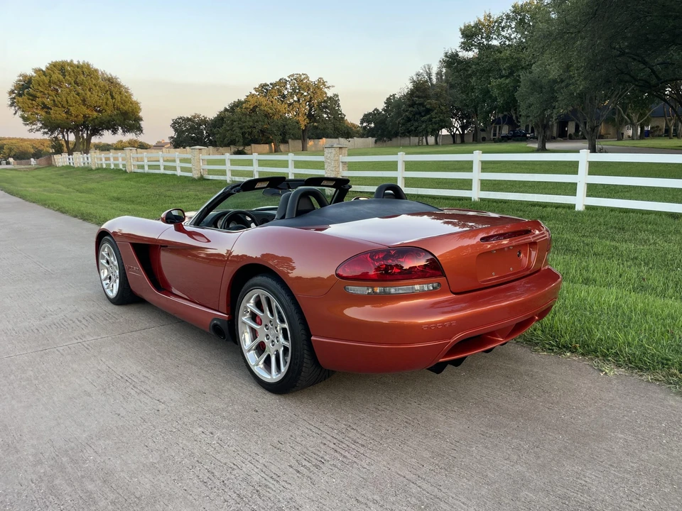 2005 Dodge Viper 3rd Gen - Image 11 of 31