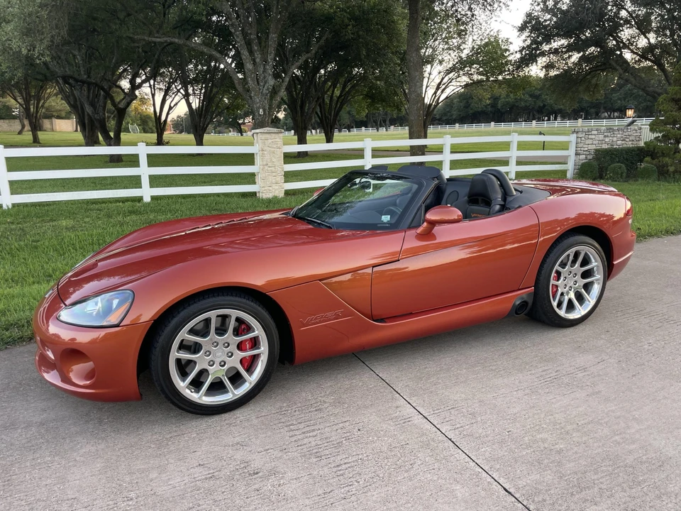 2005 Dodge Viper 3rd Gen - Image 2 of 31