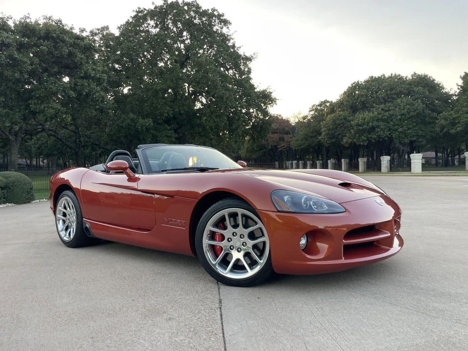 2005 Dodge Viper 3rd Gen - Image 4 of 31