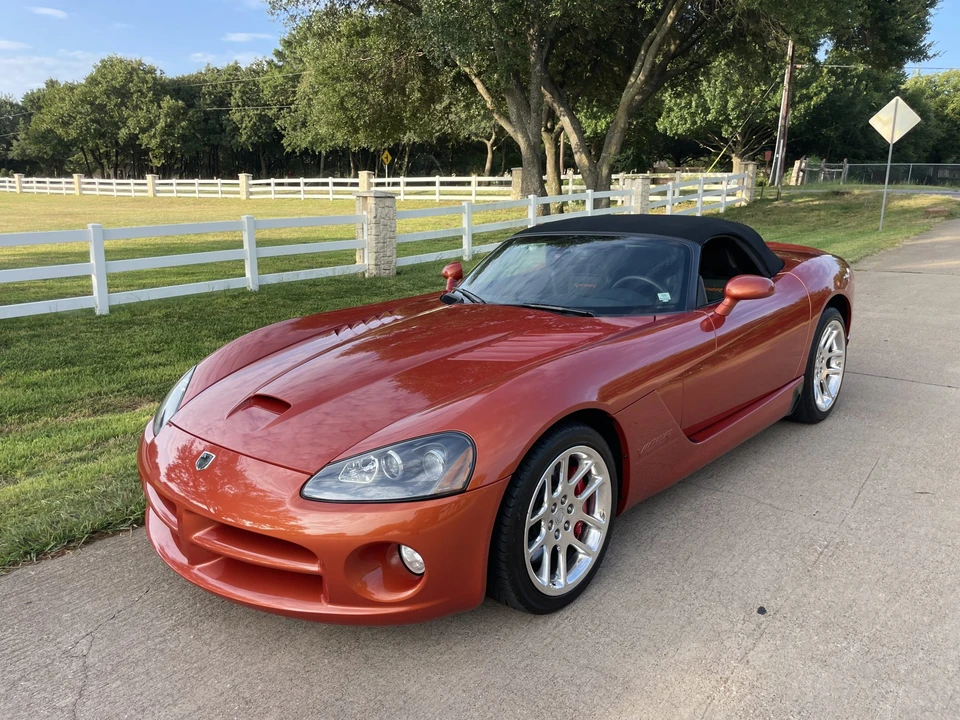 2005 Dodge Viper 3rd Gen - Image 16 of 31